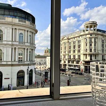 Mondrian Luxury Suites & Apartments Market Square IV Варшава Стая снимка