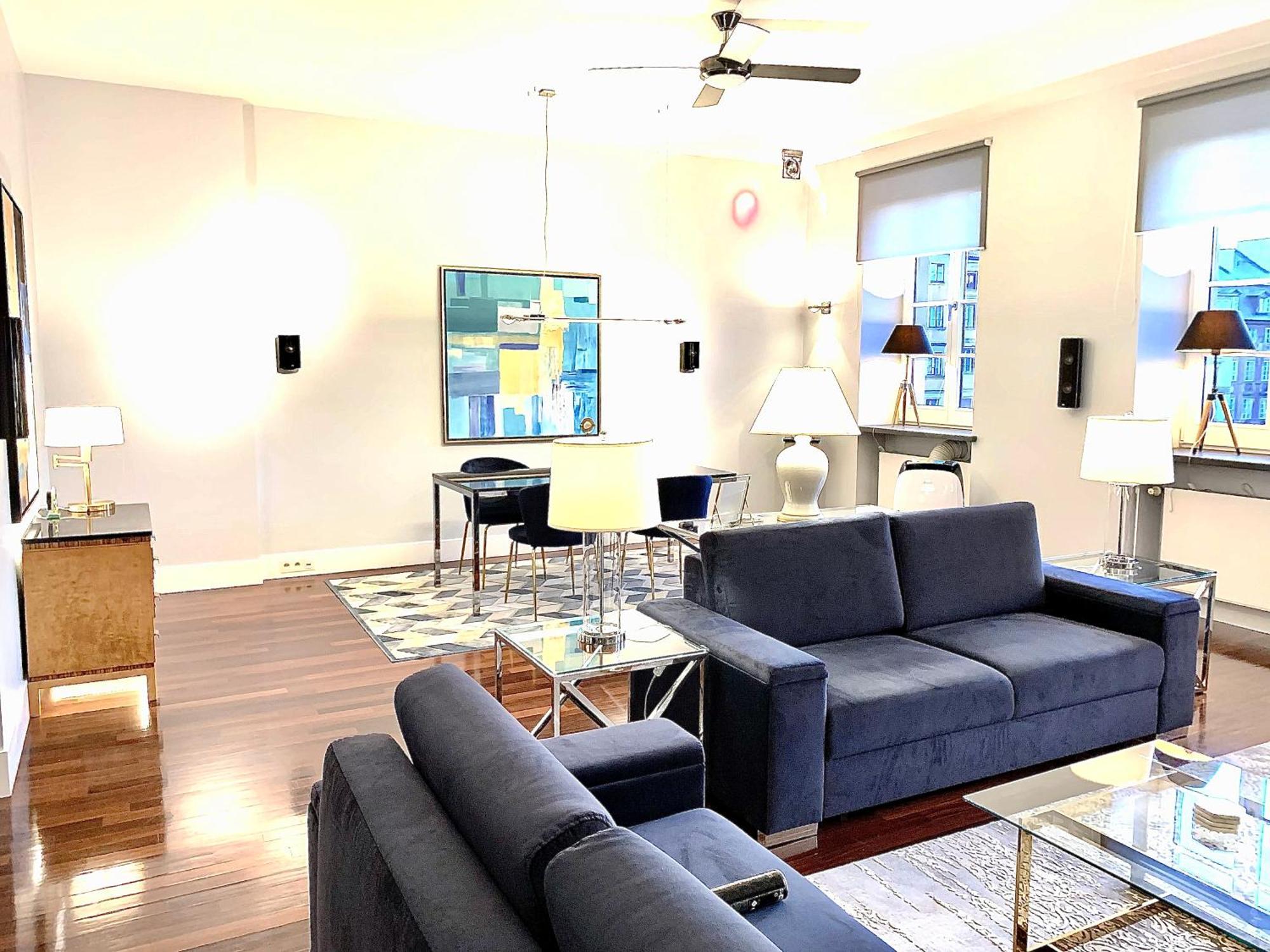 Mondrian Luxury Suites & Apartments Market Square IV Варшава Стая снимка
