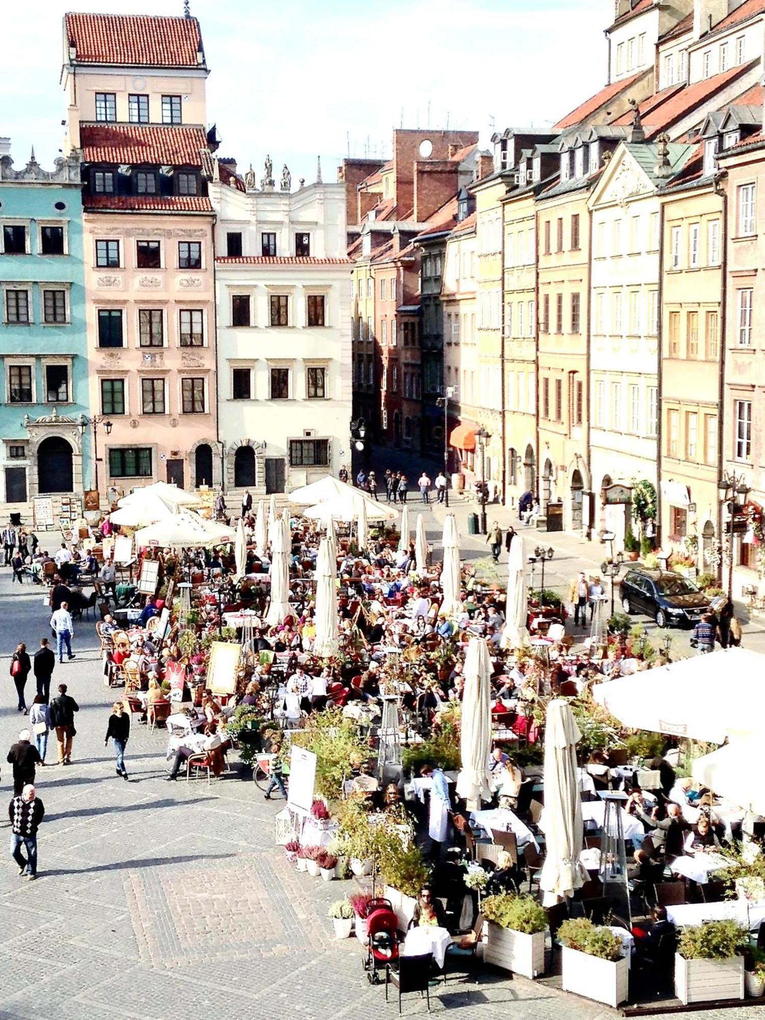 Mondrian Luxury Suites & Apartments Market Square IV Варшава Стая снимка