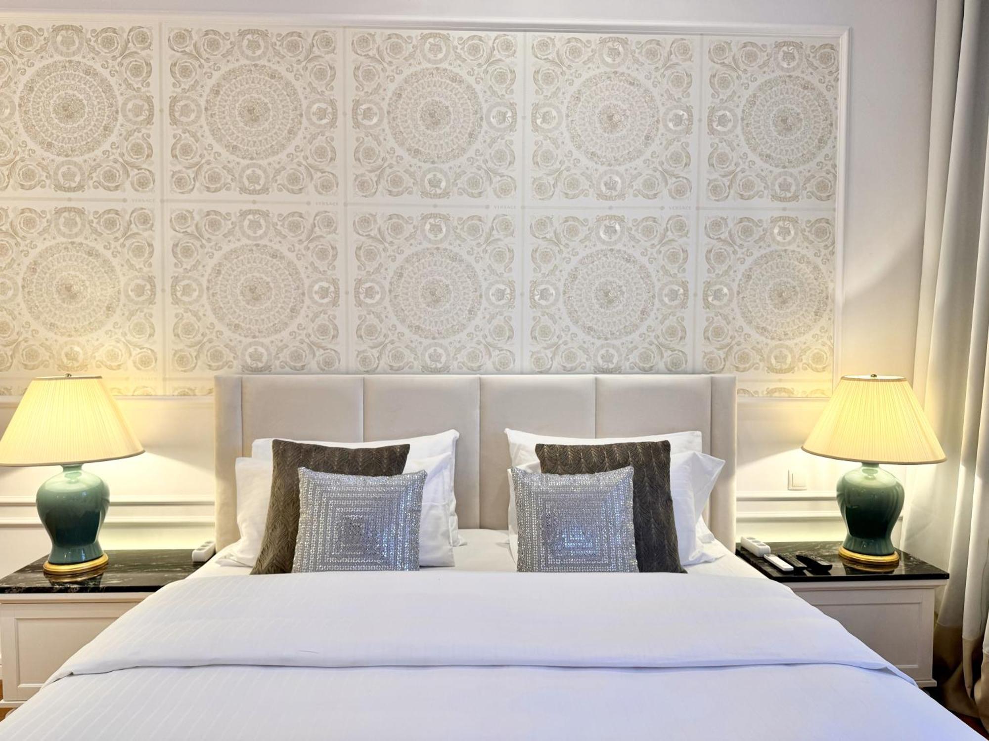 Mondrian Luxury Suites & Apartments Market Square IV Варшава Стая снимка